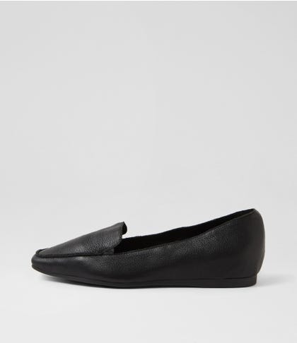 Kirrer Black Leather Flat Shoes