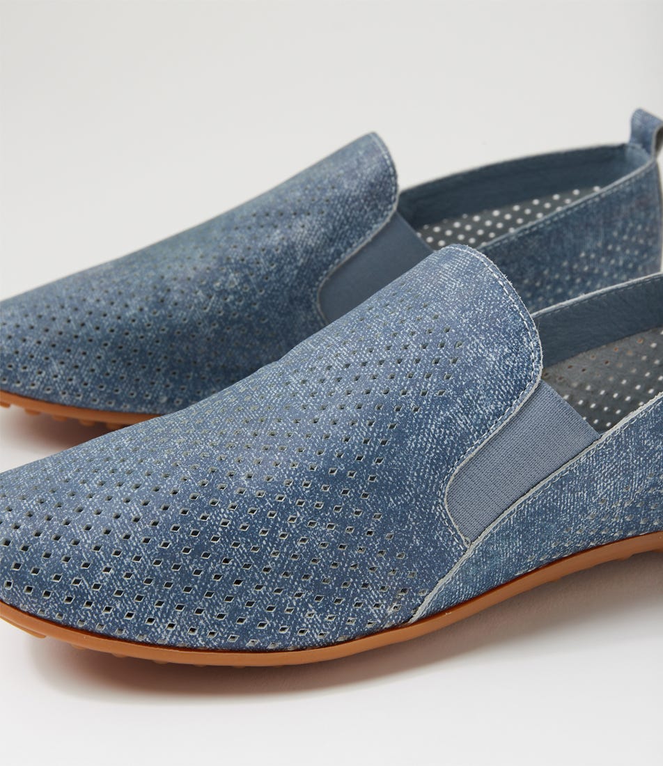 denim dress shoes Anne Klein Women's Jaydyn Dress Sandal, 6M main image 0