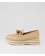 Eggey Camel Natural Leather Synthetic Raffia Loafers