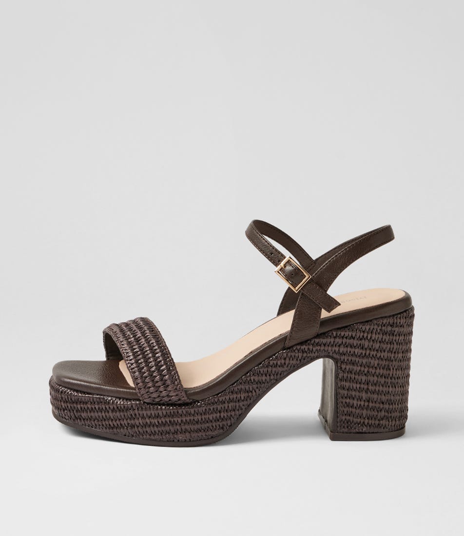 Kondry Choc Synthetic Raffia Leather Sandals