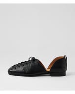 Paliya Black Leather Flat Shoes
