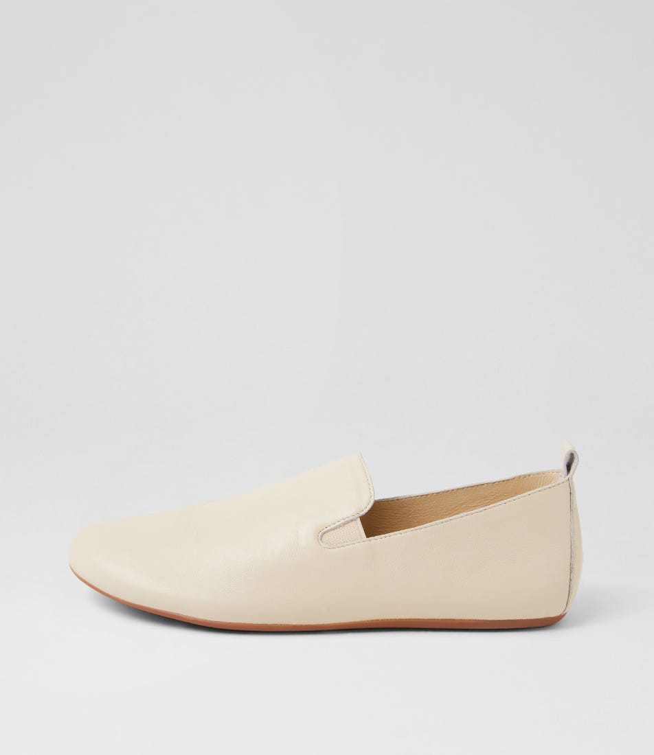 Bellva Vanilla Leather Flat Shoes