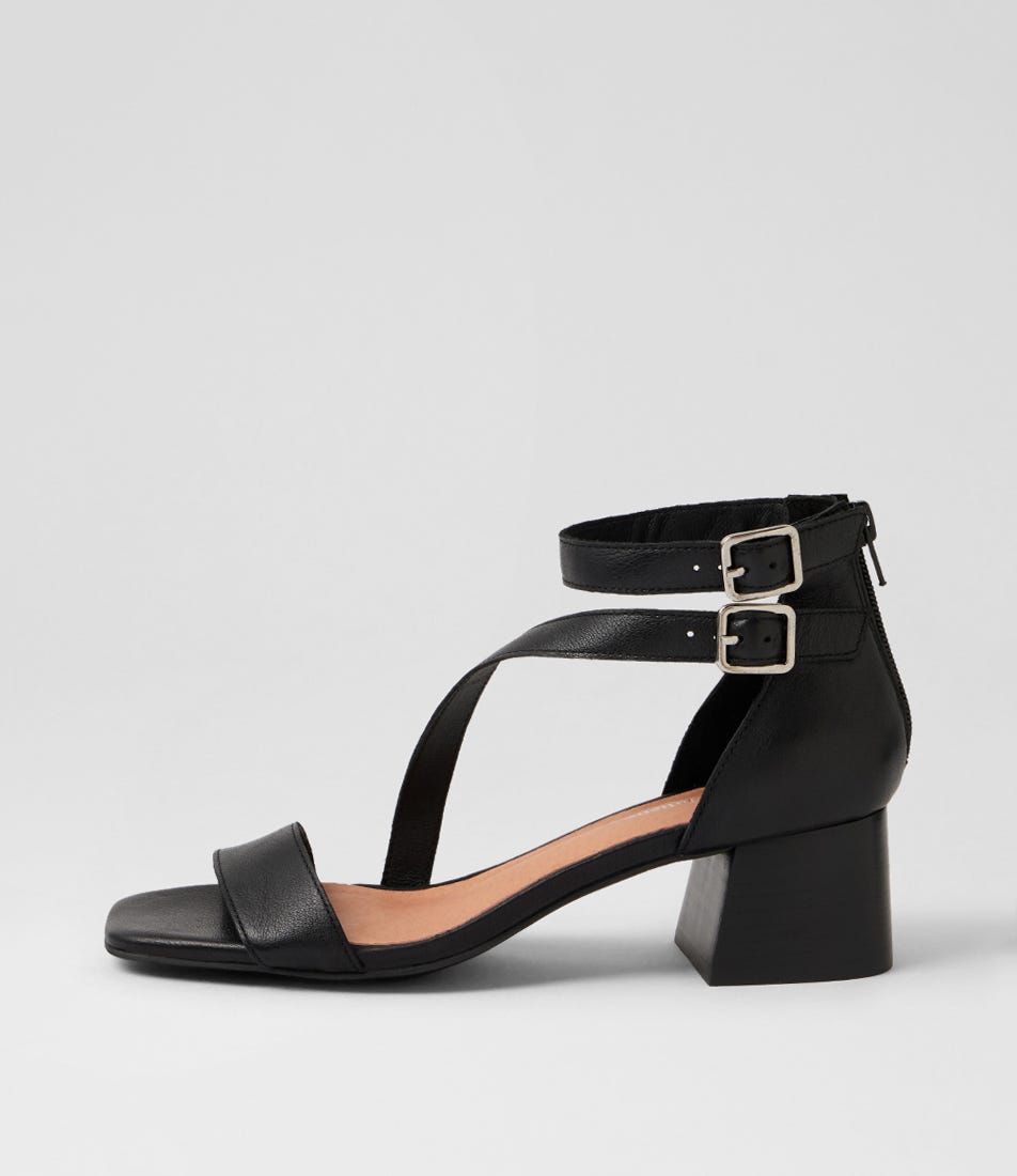 Freoni Black Leather Sandals