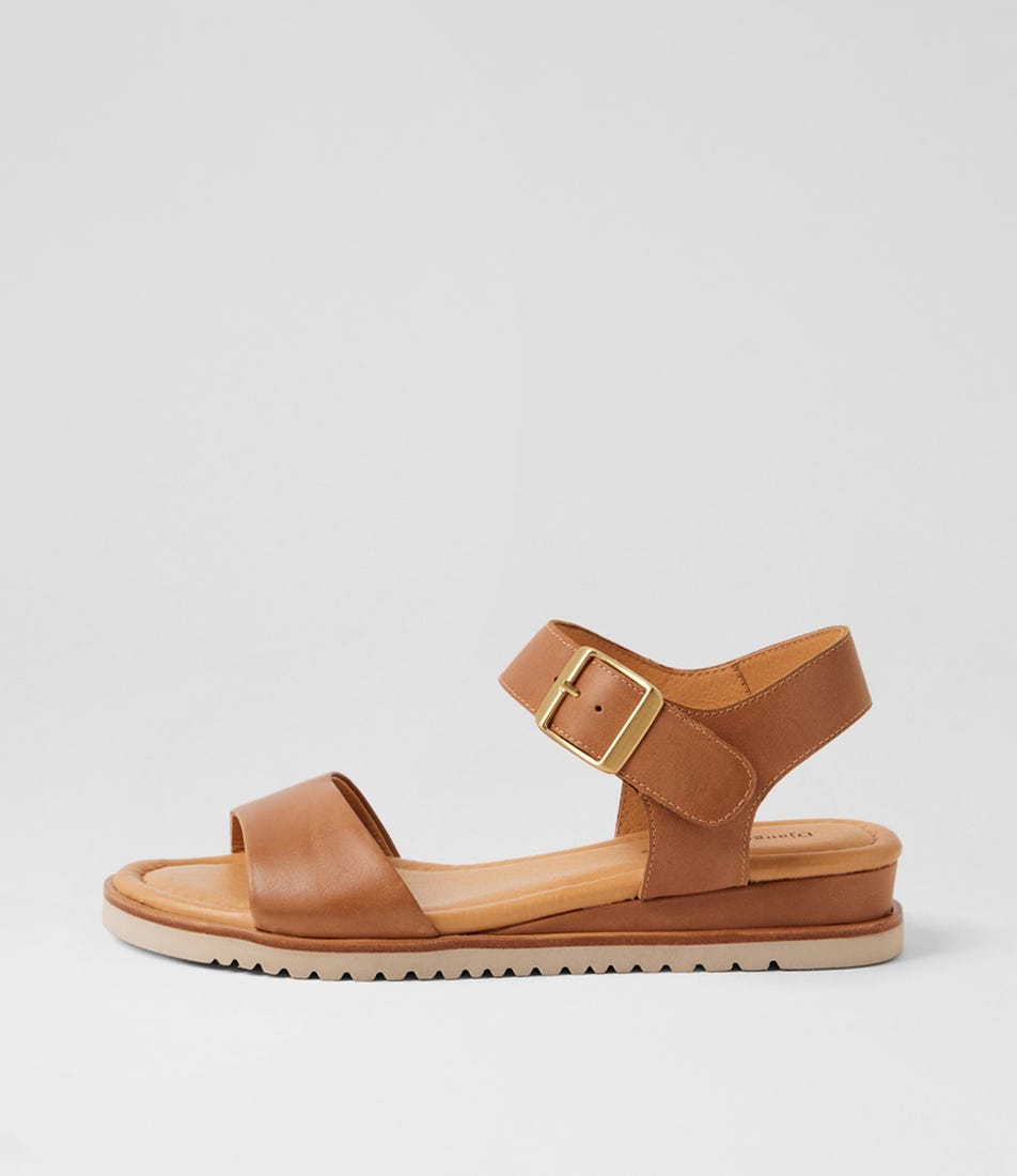 Freiasa Tan Almond Leather Sandals