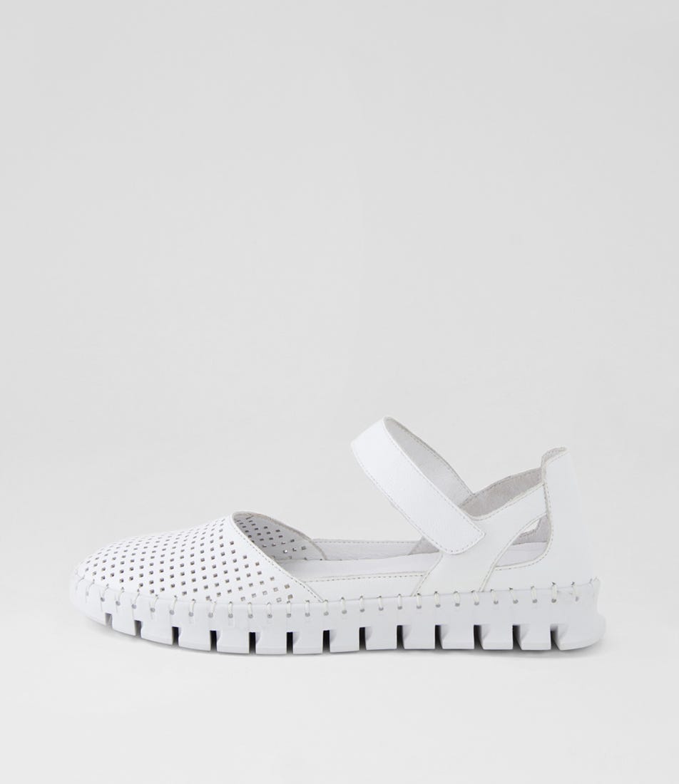 Kadena White Leather Sandals