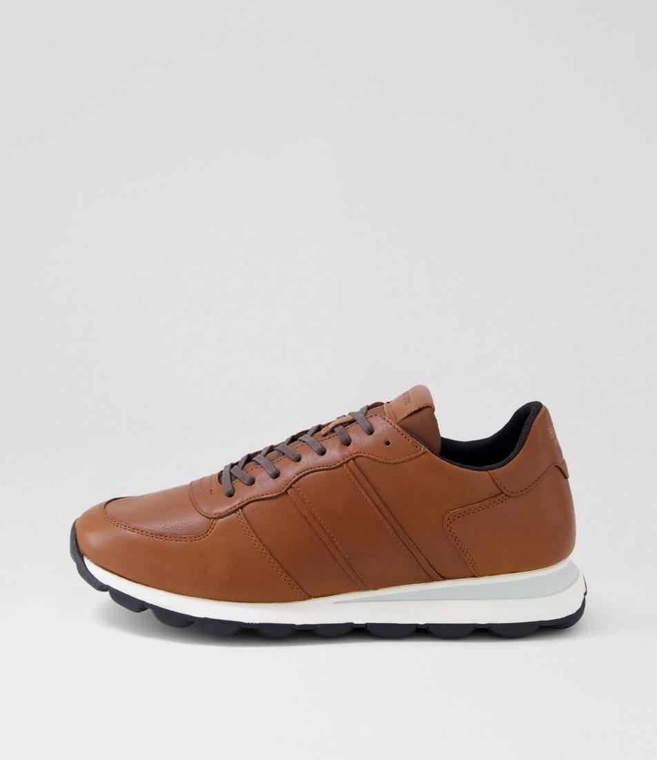 U Spherica Vseries B Light Brown Leather Sneakers