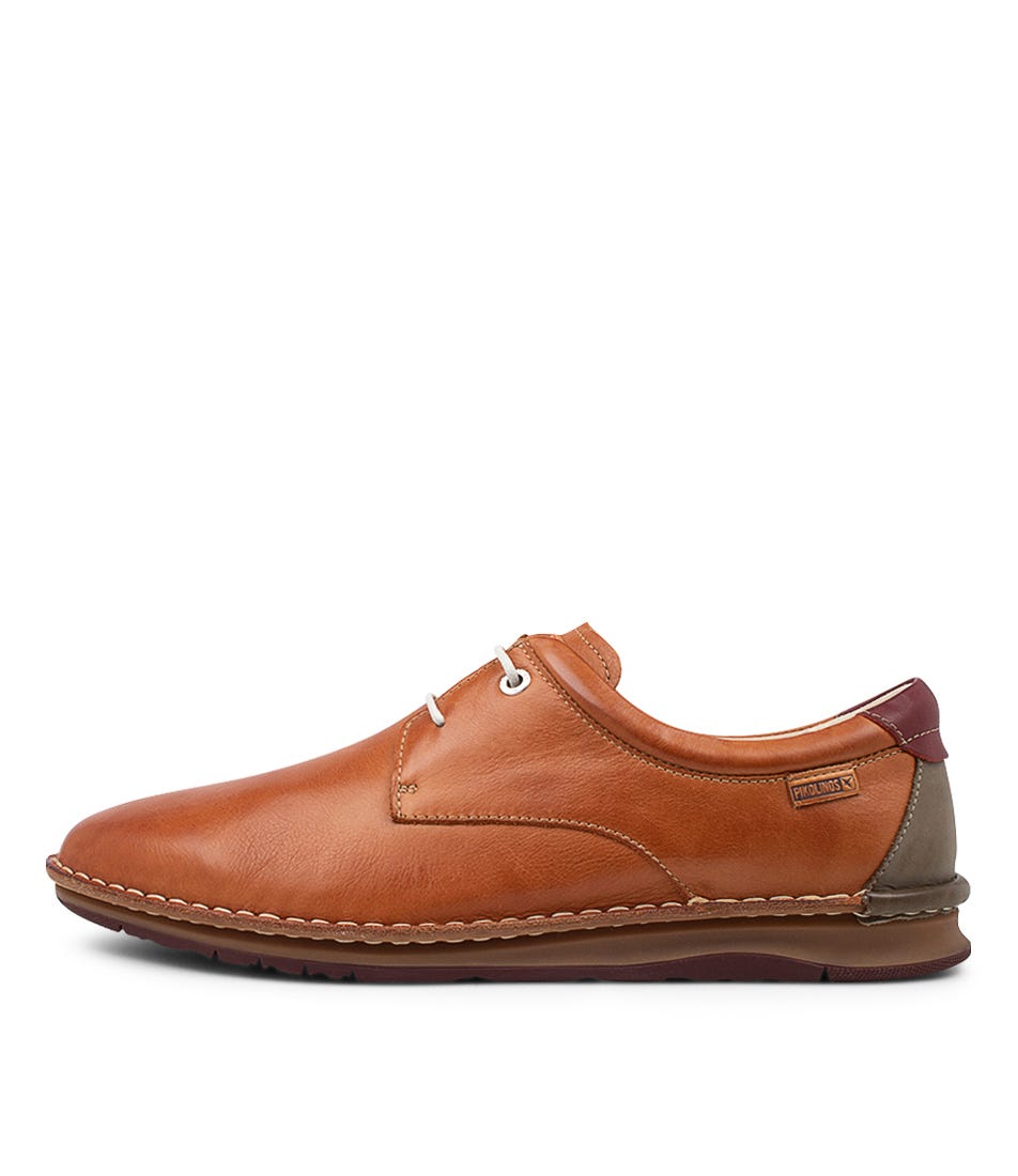 Pikolinos Navas Leather Shoes with Laces Leather shoes with combined laces and details NAVAS M7T-6049  main image 3