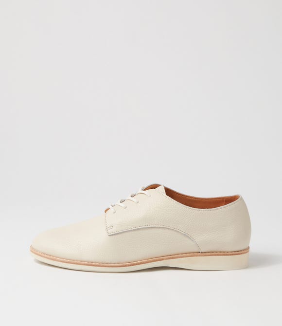 Derby Supersoft Bone Tumble Leather Lace Up Flats