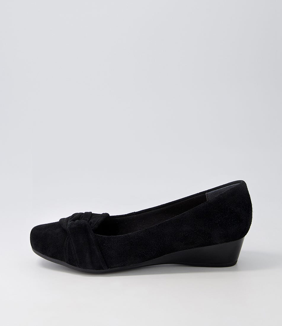 Remento Black Suede Wedges