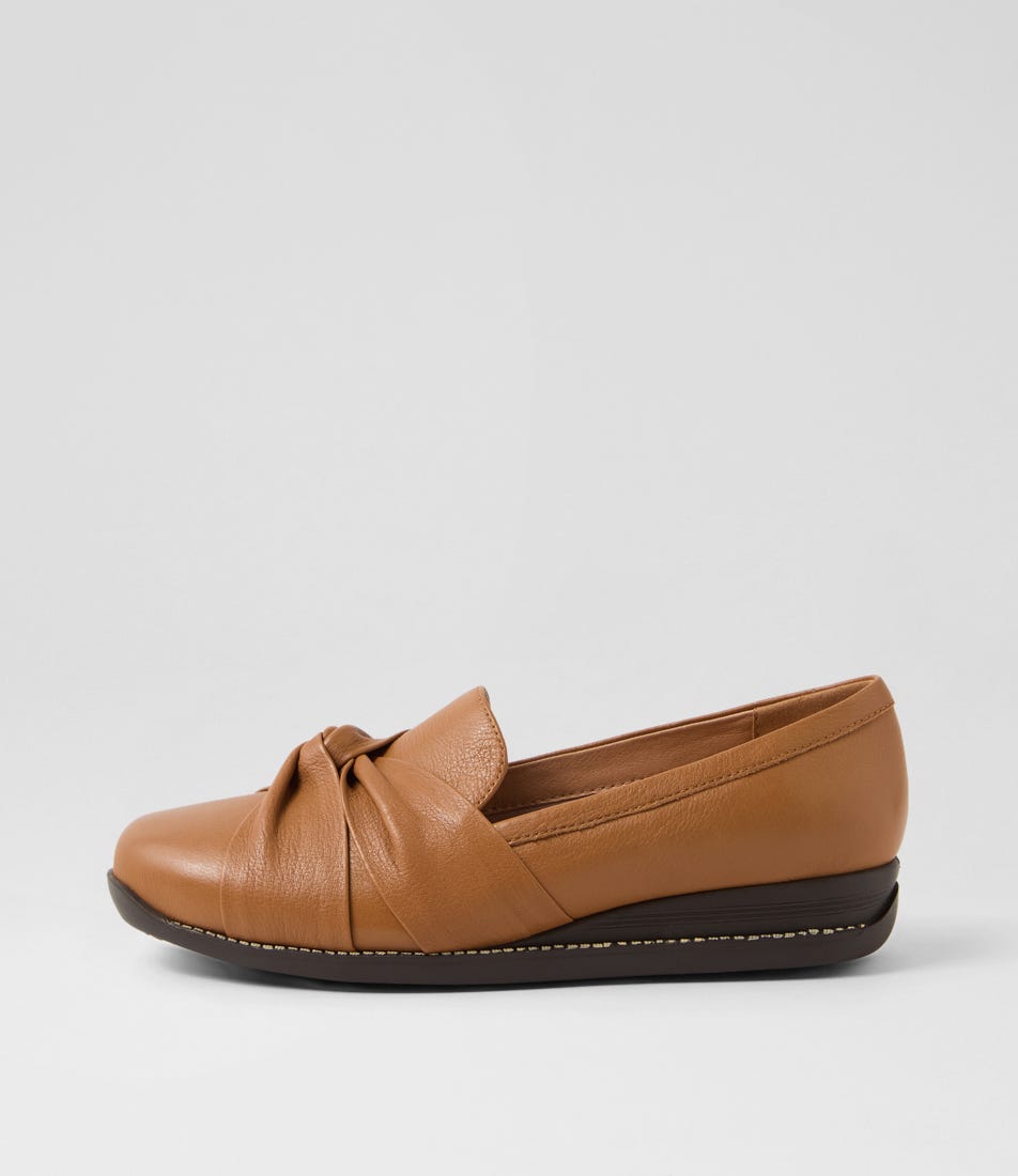 Inies Dark Tan Brown Leather Flat Shoes