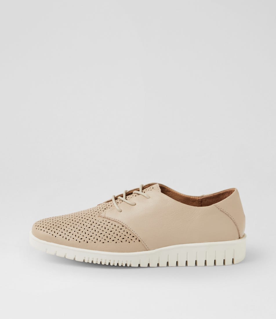 Barty Almond White Leather Flat Shoes