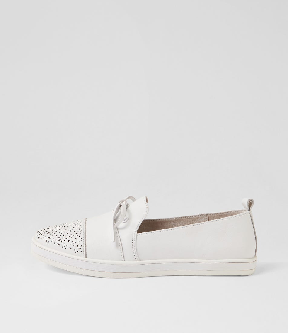 Aleeska White Leather Flat Shoes
