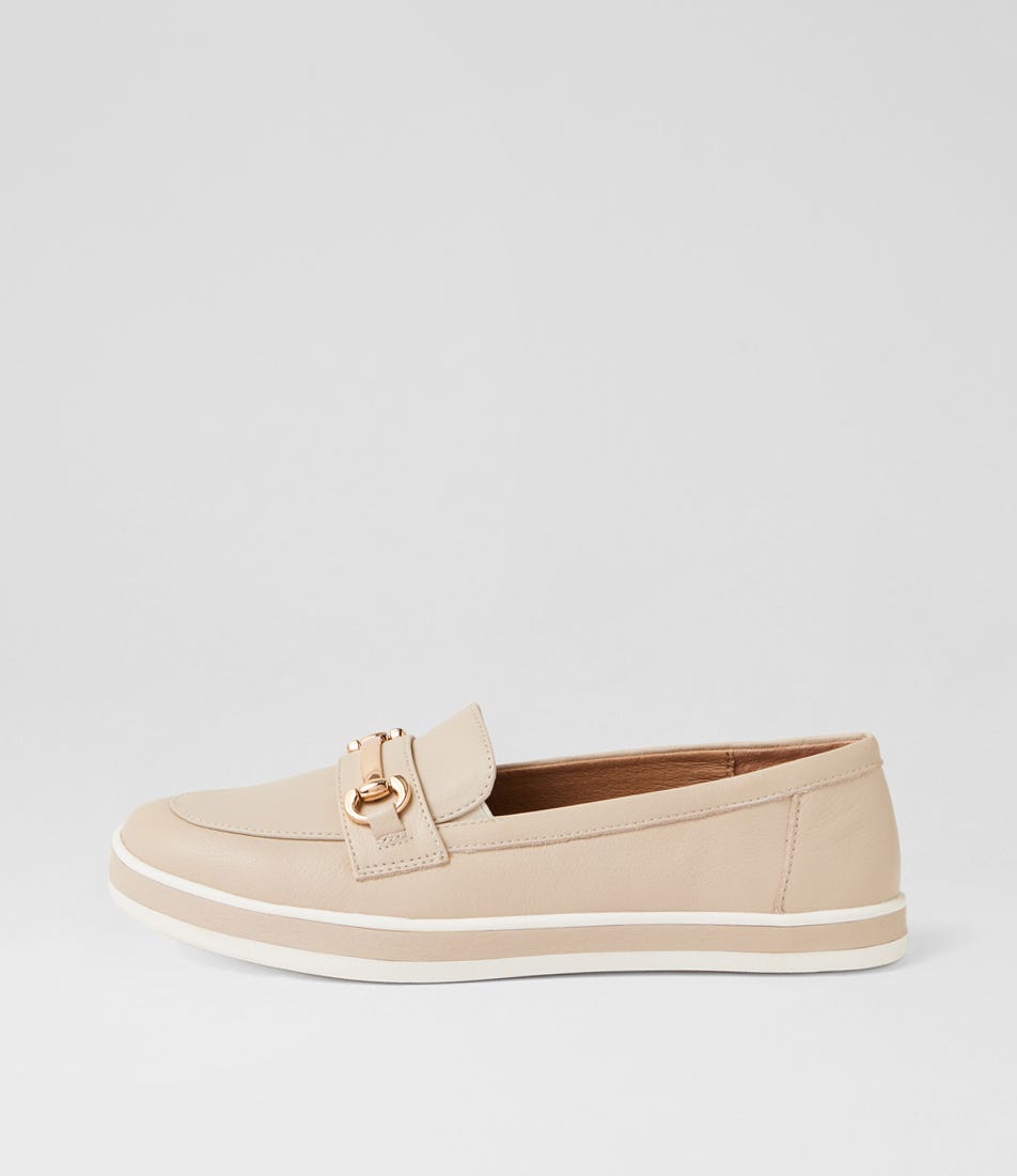 Ari Almond Leather Flat Shoes
