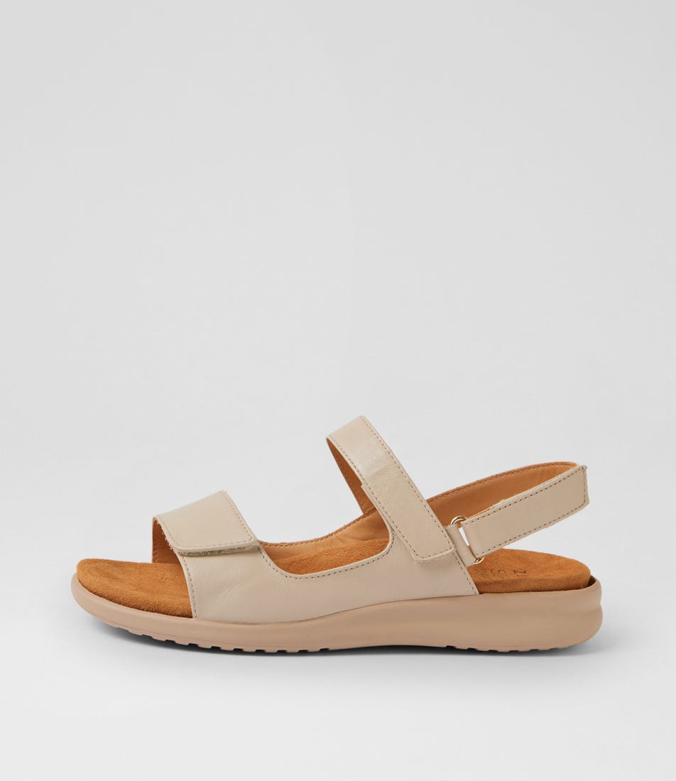 Benji Xw Almond Almond Leather Sandals