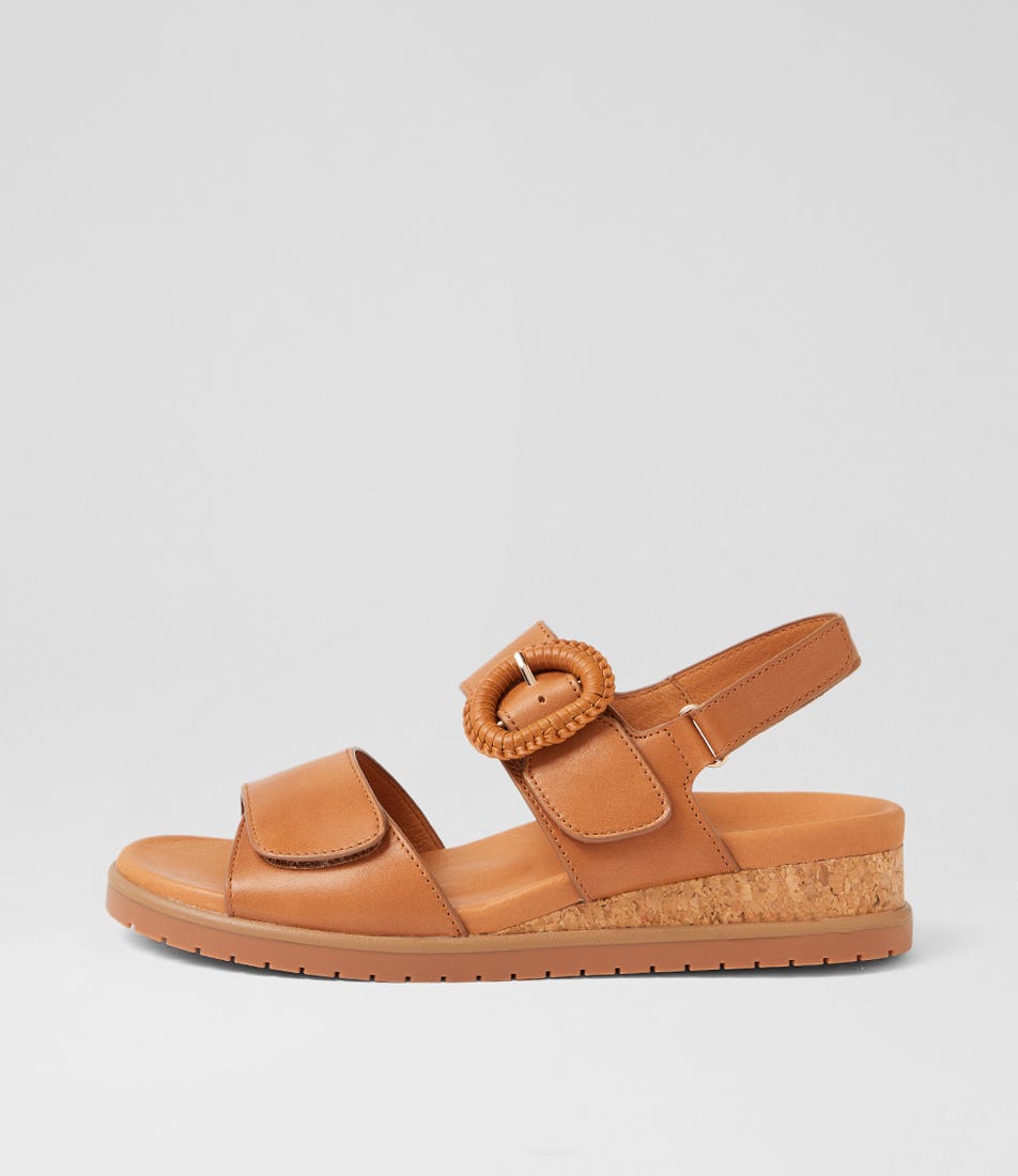 Vatch W Tan Leather Sandals