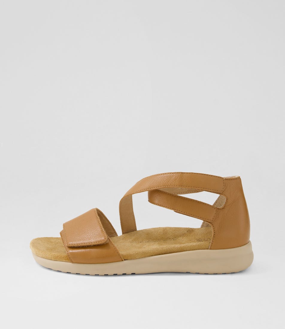 Brethe Xw Dark Tan Almond Leather Sandals